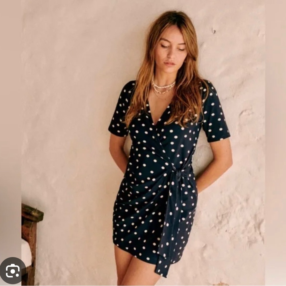 NWT Sézane Horia Dress in Navy / Ecru Polka Dots Size M